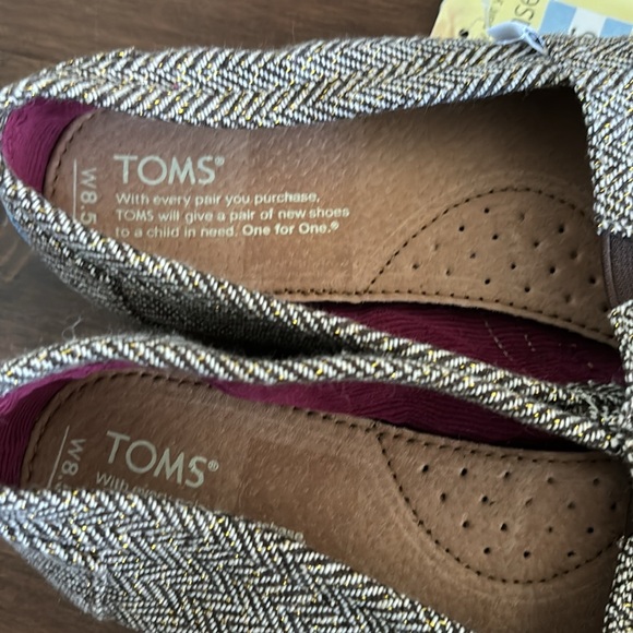 🆕 Toms - Picture 8 of 8